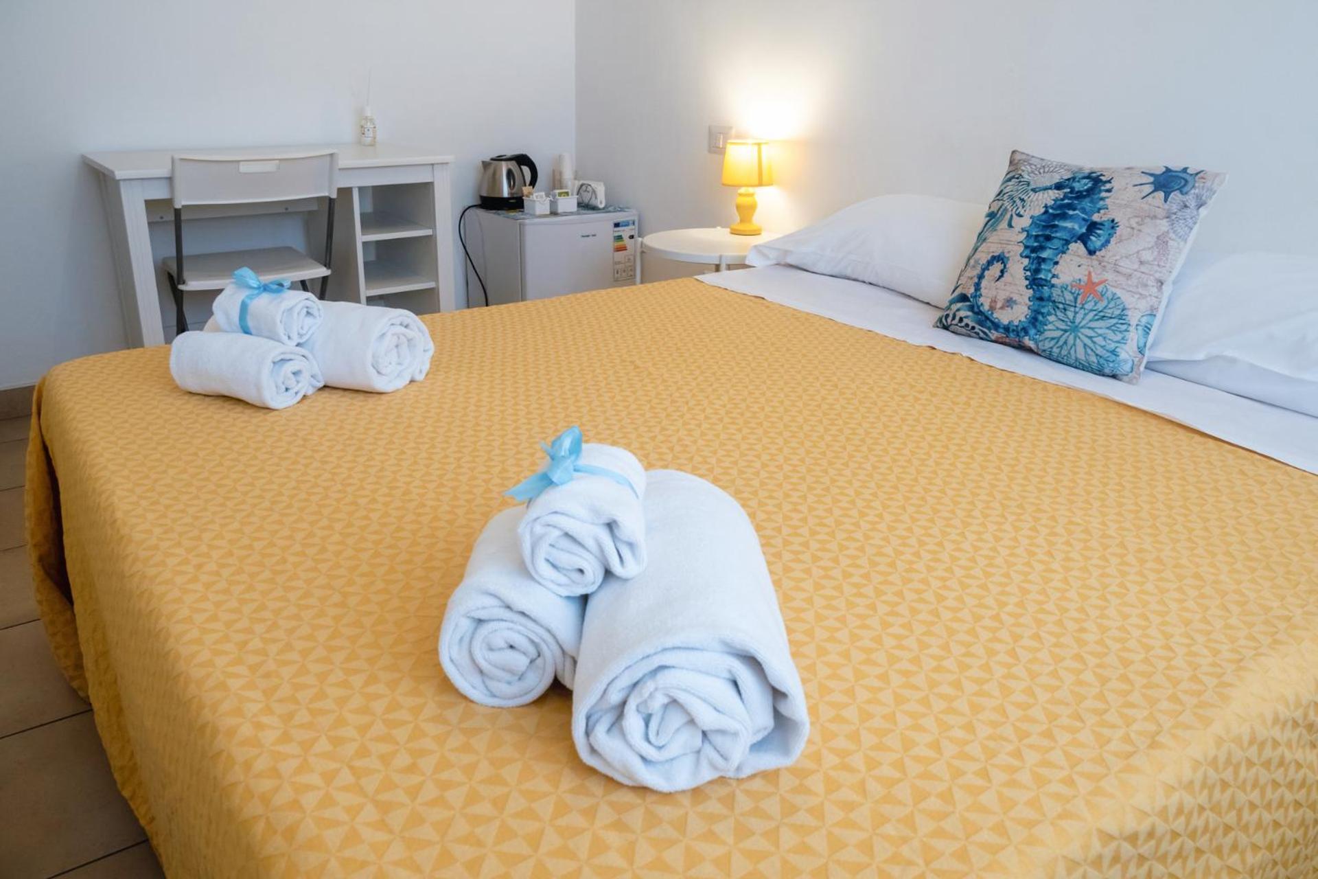 Hippocampus B&B Giardini Naxos Eksteriør billede