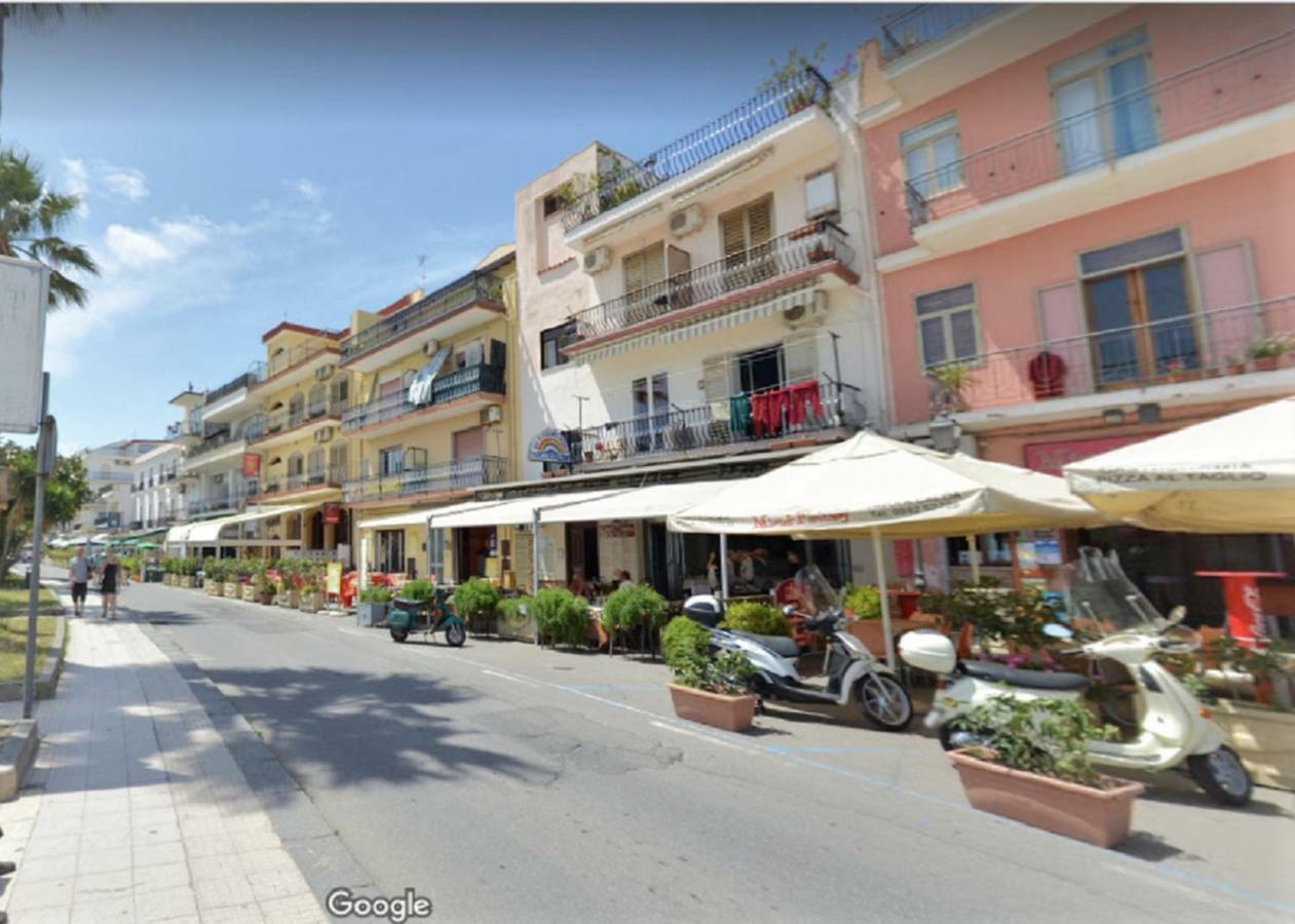 Hippocampus B&B Giardini Naxos Eksteriør billede